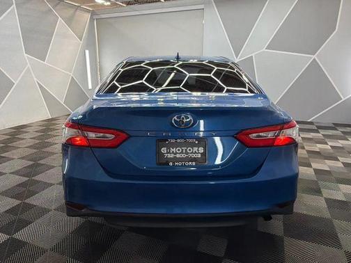 Blue 2019 Toyota Camry LE