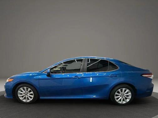 Blue 2019 Toyota Camry LE