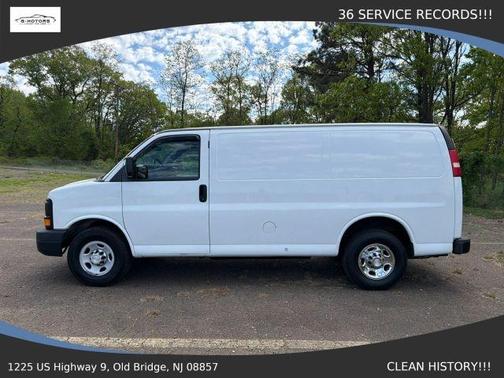 White 2015 Chevrolet Express 2500 Work Van