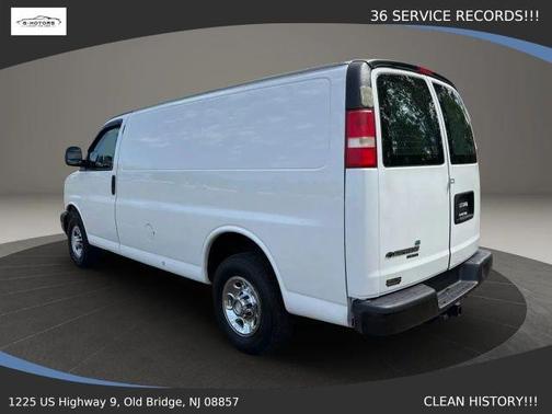 White 2015 Chevrolet Express 2500 Work Van