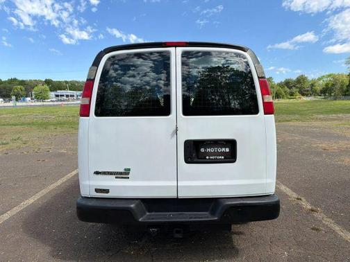 White 2015 Chevrolet Express 2500 Work Van
