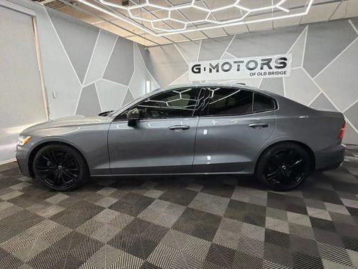 Gray 2019 Volvo S60 T5 R-Design