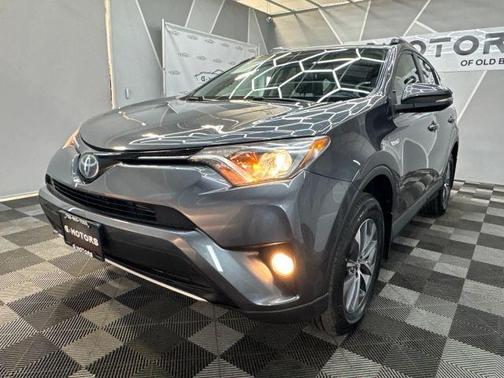 2018 Toyota RAV4 Hybrid XLE