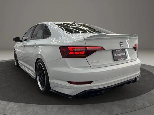 Pure White 2019 Volkswagen Jetta 1.4T R-Line