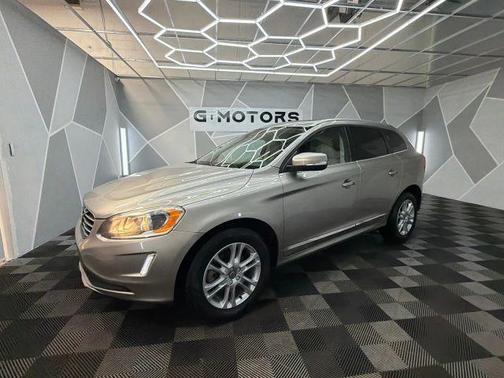 Seashell Metallic 2016 Volvo XC60 T5 Premier