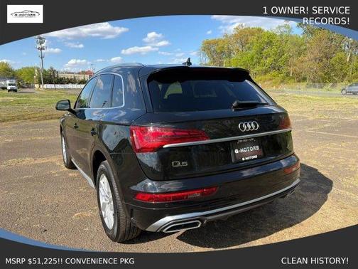 Mythos Black Metallic 2023 Audi Q5 45 S line quattro Premium