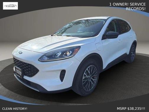 White 2022 Ford Escape PHEV SE