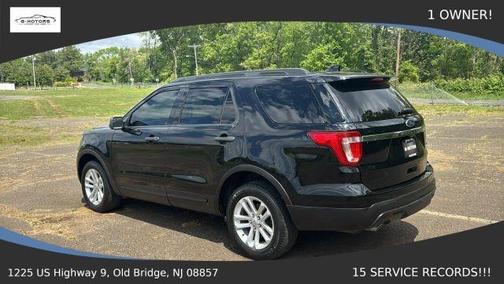 Black 2017 Ford Explorer Base