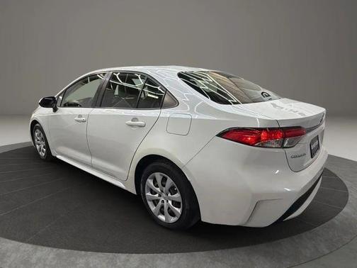 White 2020 Toyota Corolla LE