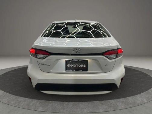 White 2020 Toyota Corolla LE