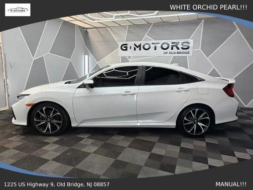 White 2018 Honda Civic Si