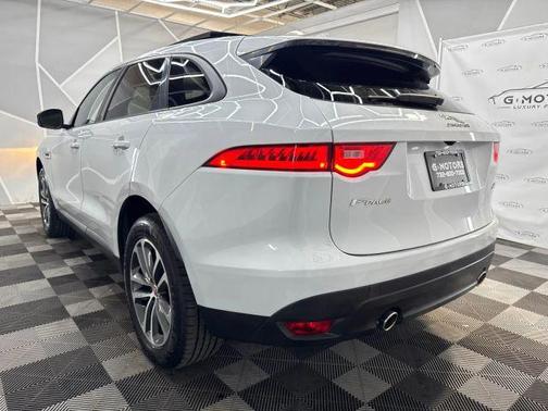 2017 Jaguar F-PACE 35t Premium