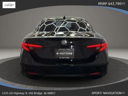 Black 2019 Alfa Romeo Giulia Base