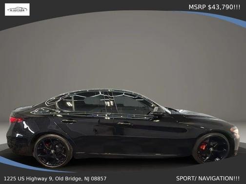 Black 2019 Alfa Romeo Giulia Base