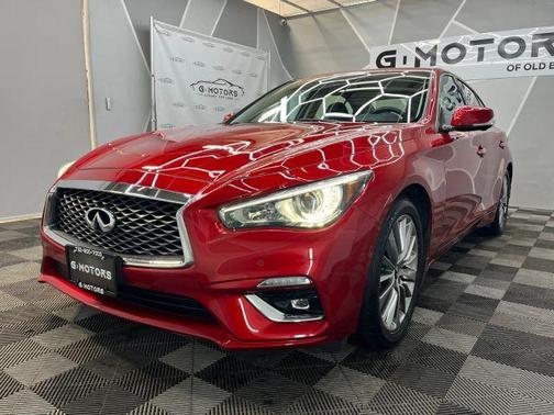 2022 INFINITI Q50 LUXE