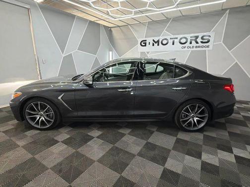 2021 Genesis G70 2.0T