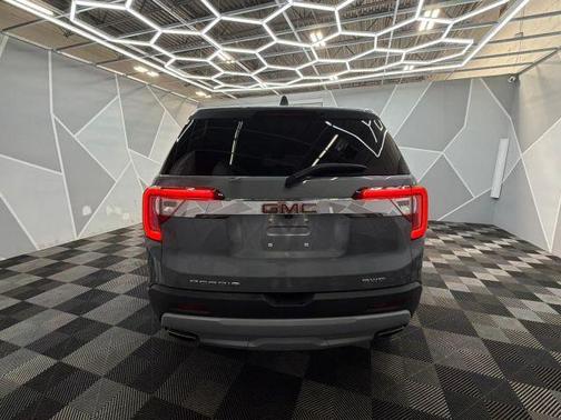 Gray 2021 GMC Acadia SLE