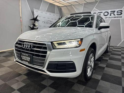 2018 Audi Q5 2.0T Premium Plus
