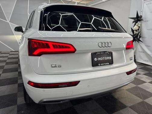 2018 Audi Q5 2.0T Premium Plus