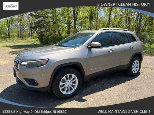 Gold 2019 Jeep Cherokee Latitude