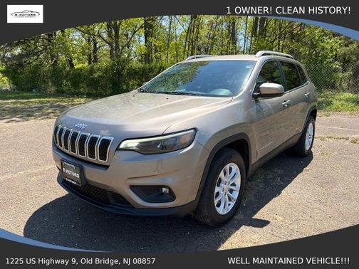 Gold 2019 Jeep Cherokee Latitude