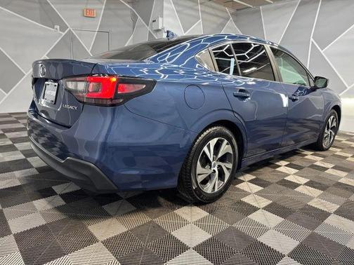 Abyss Blue Pearl 2022 Subaru Legacy