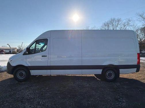 2024 Mercedes-Benz Sprinter 2500 HIGH ROOF W/170 WB