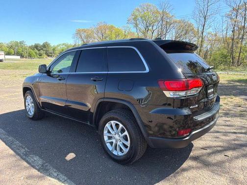 Black 2021 Jeep Grand Cherokee Laredo