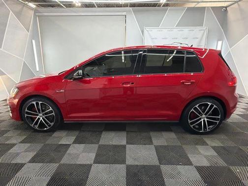 2017 Volkswagen Golf GTI Sport 4-Door