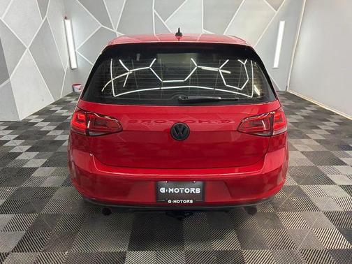 2017 Volkswagen Golf GTI Sport 4-Door