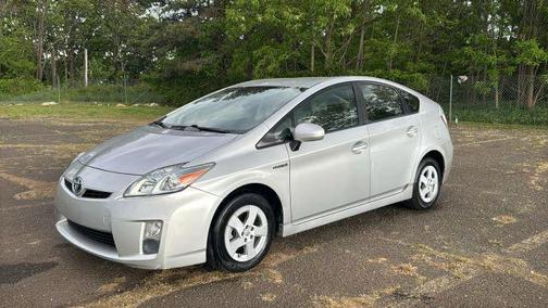 Silver 2011 Toyota Prius II