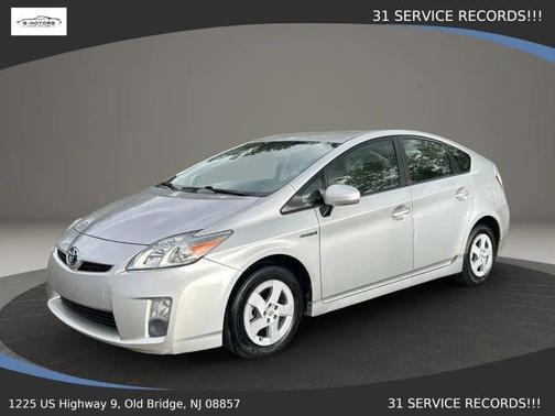 Silver 2011 Toyota Prius II