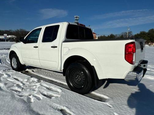 2021 Nissan Frontier SV