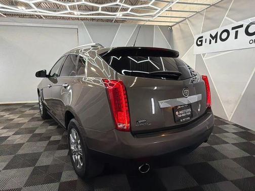 Gold 2015 Cadillac SRX Luxury Collection