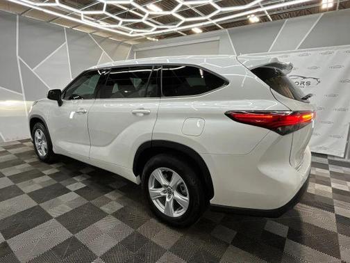 2021 Toyota Highlander L