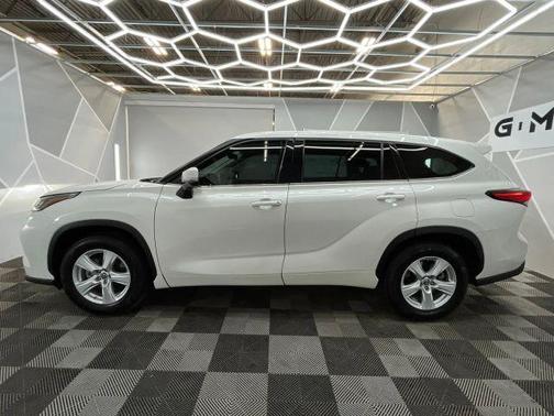2021 Toyota Highlander L