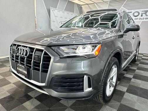 2022 Audi Q7 45 Premium