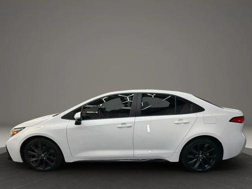 White 2023 Toyota Corolla SE