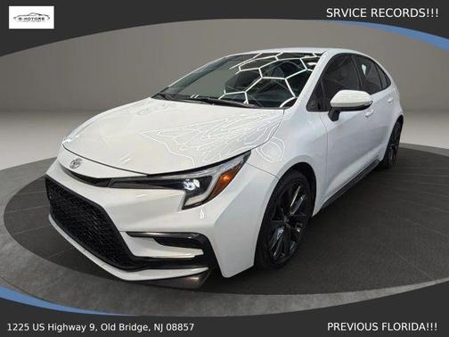 White 2023 Toyota Corolla SE
