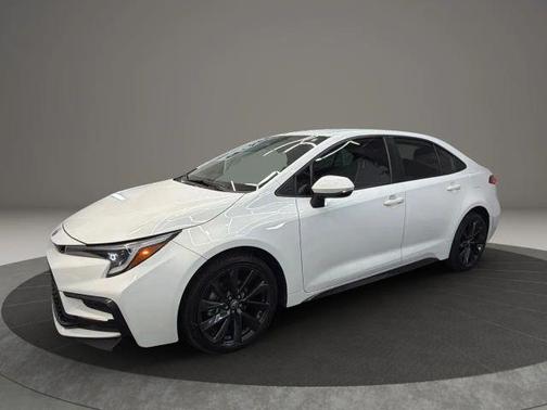 White 2023 Toyota Corolla SE
