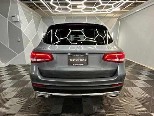 2018 Mercedes-Benz GLC 300 Base 4MATIC