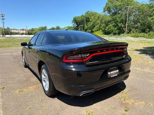 Black 2018 Dodge Charger SXT