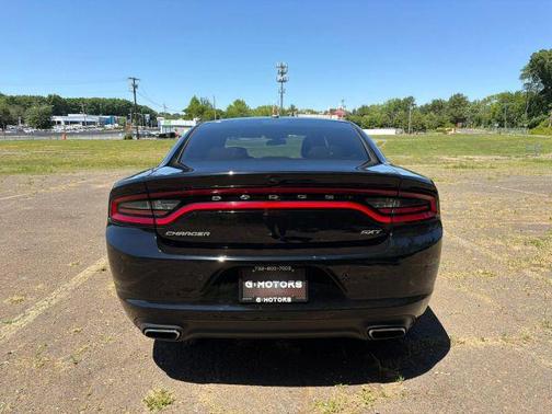 Black 2018 Dodge Charger SXT