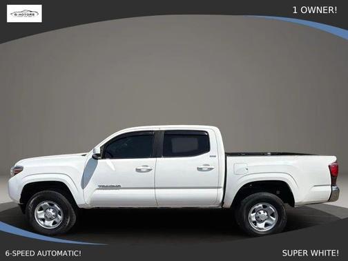 White 2021 Toyota Tacoma SR5