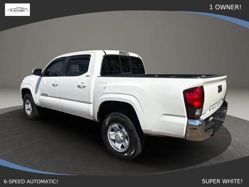 White 2021 Toyota Tacoma SR5