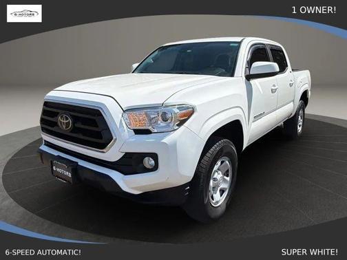 White 2021 Toyota Tacoma SR5