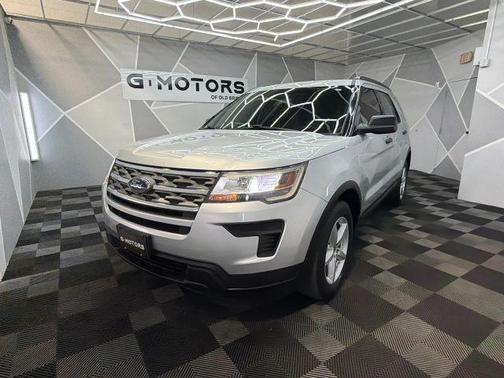 Silver 2018 Ford Explorer Base