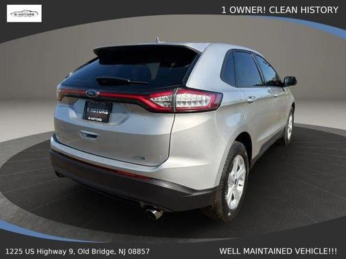 Silver 2018 Ford Edge SE