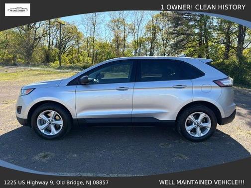 Silver 2018 Ford Edge SE