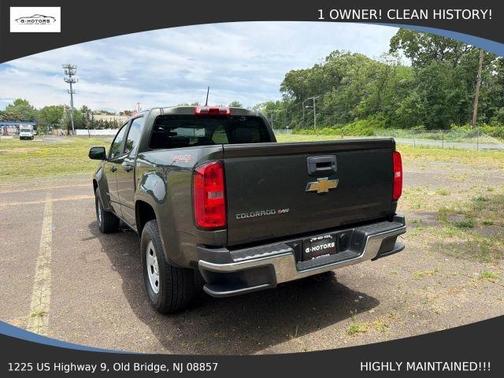Green 2018 Chevrolet Colorado WT